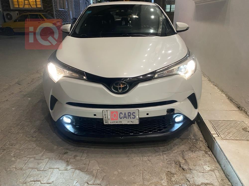 تويوتا سي اتش ار